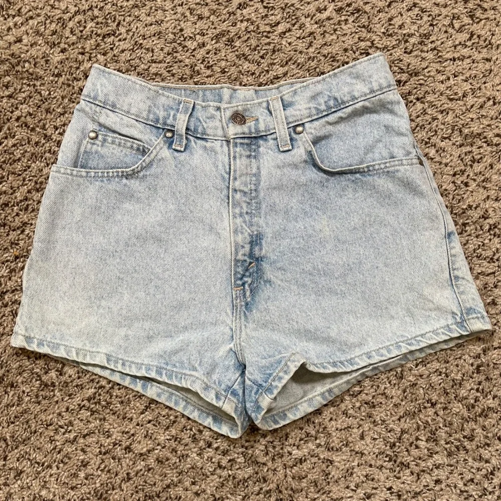 Levi's Light Wash Denim Jean Shorts - Light Blue